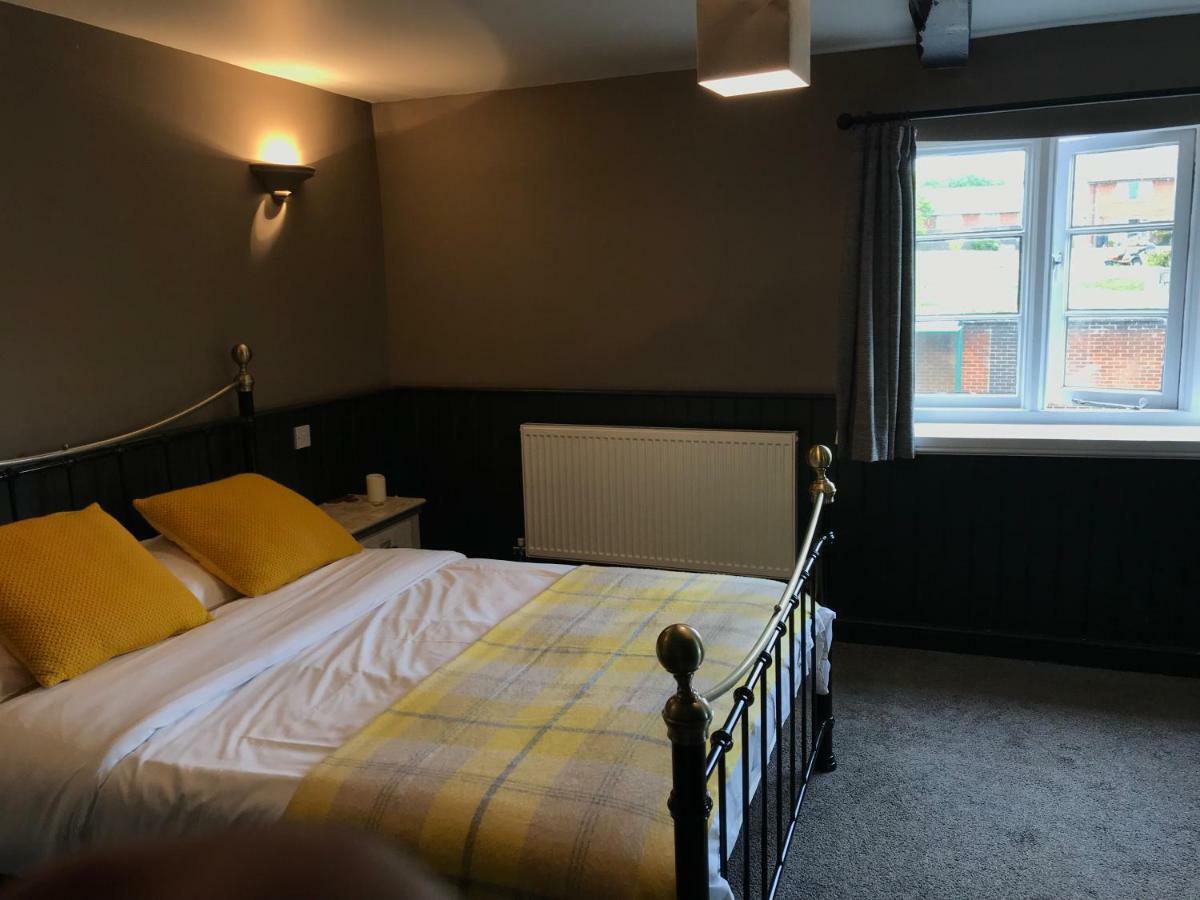 The Angel Inn Warminster Εξωτερικό φωτογραφία