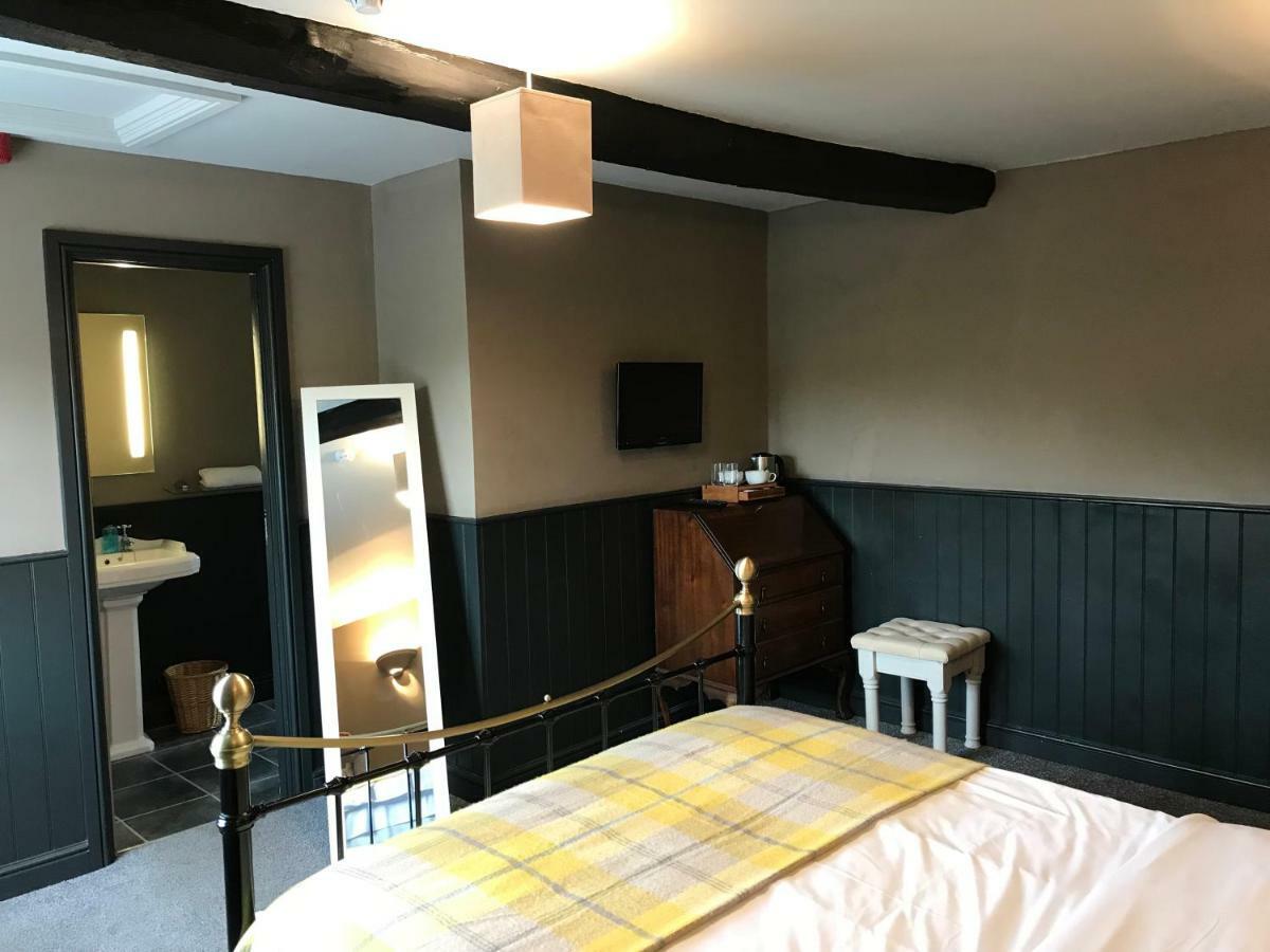 The Angel Inn Warminster Εξωτερικό φωτογραφία